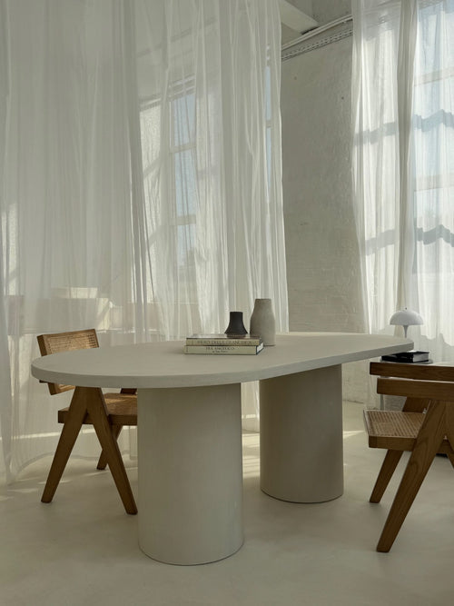 Arra Dining Table