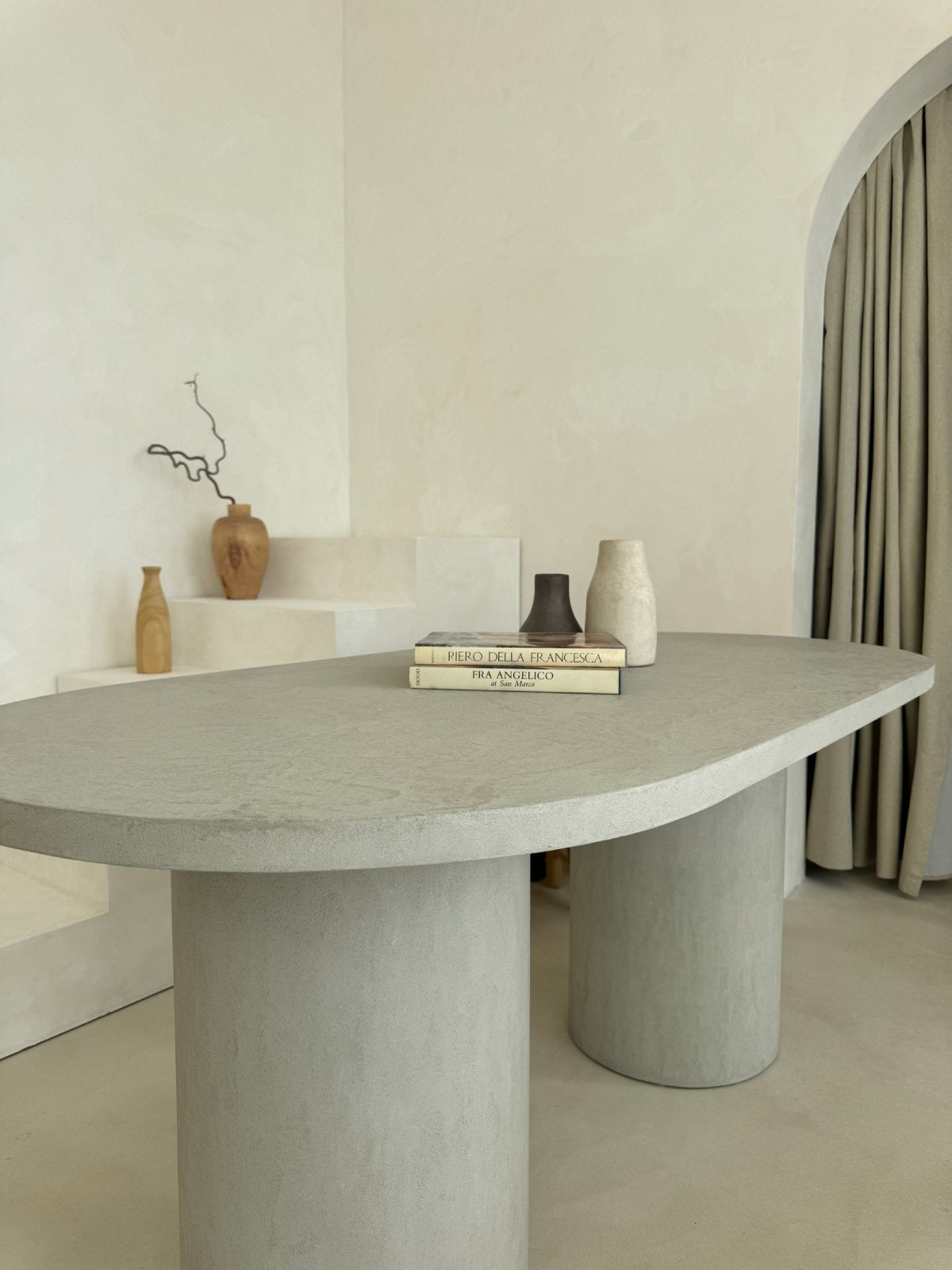 Arra Dining Table