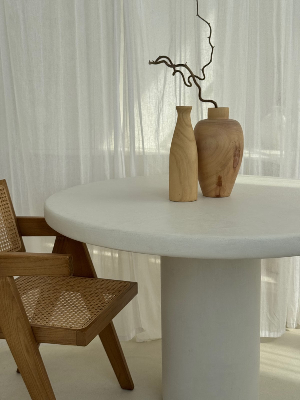 Pedra Dining Table